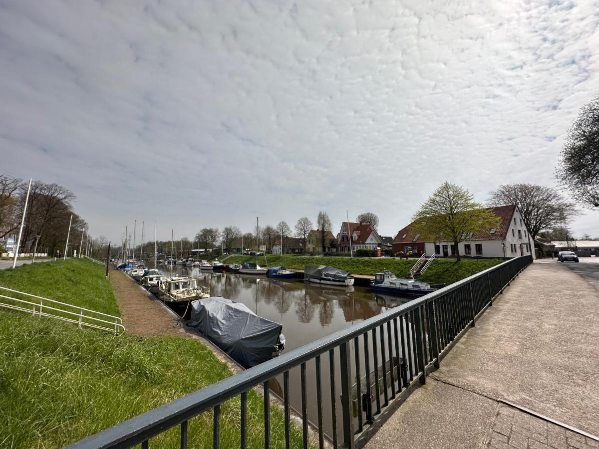 Ferienwohnung Am Hafen Ruestersiel ヴィルヘルムスハーフェン エクステリア 写真