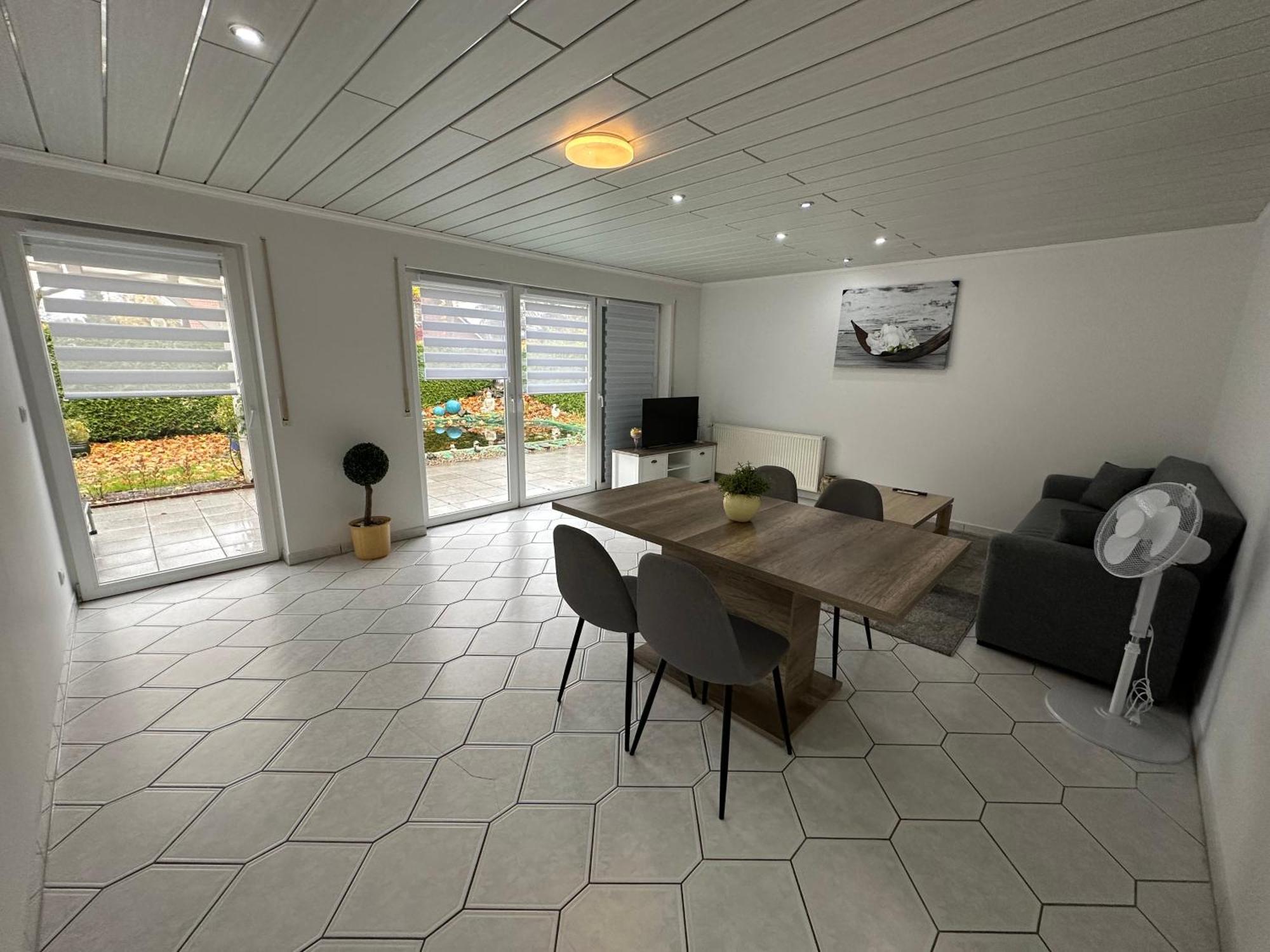 Ferienwohnung Am Hafen Ruestersiel ヴィルヘルムスハーフェン エクステリア 写真